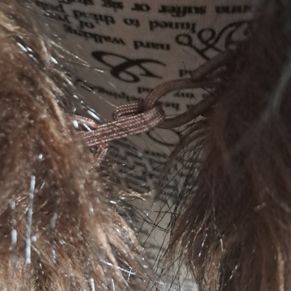 Large Decree faux fur vest - Picture 4 of 8